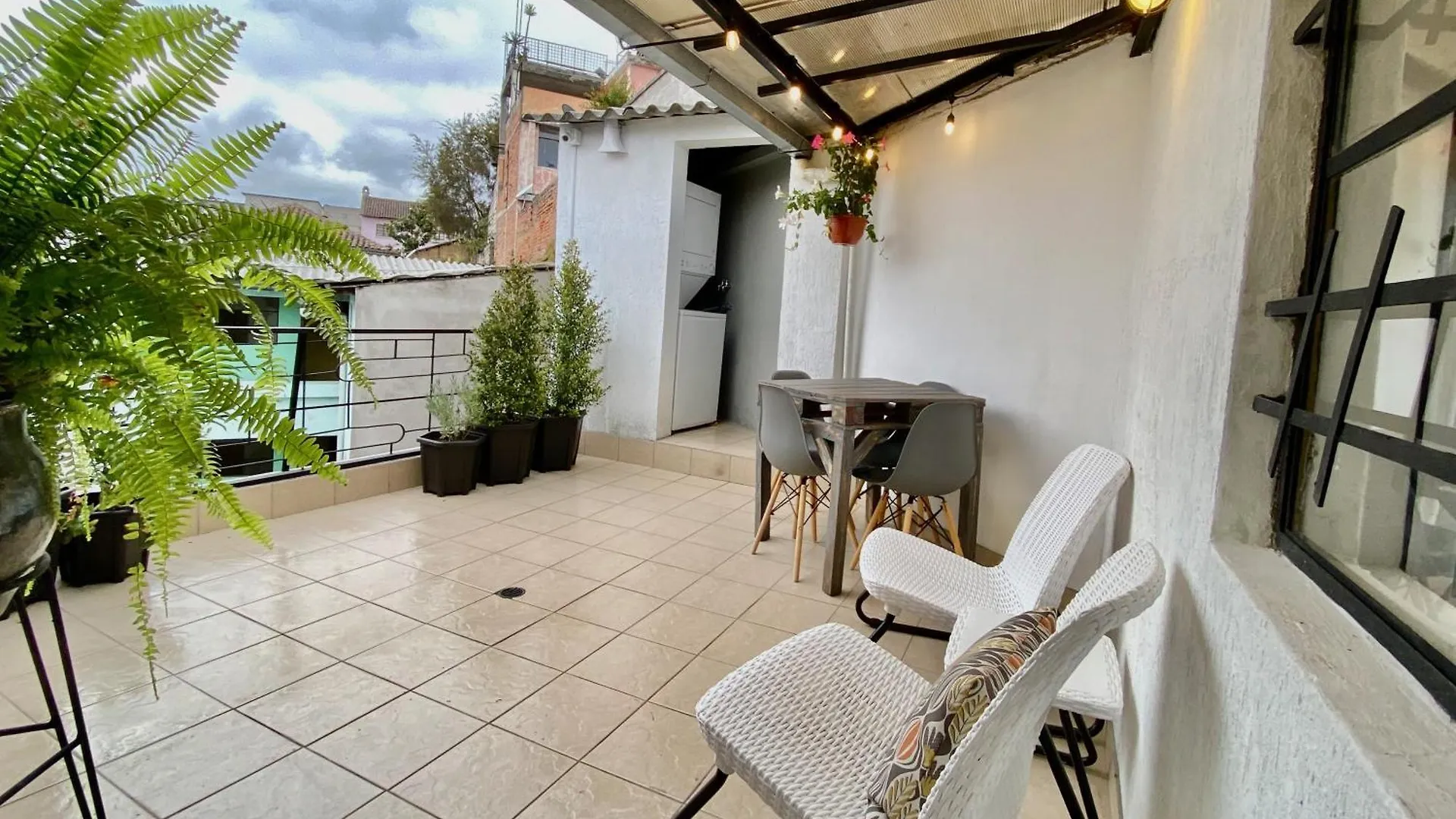 Great Location Quito Apartments