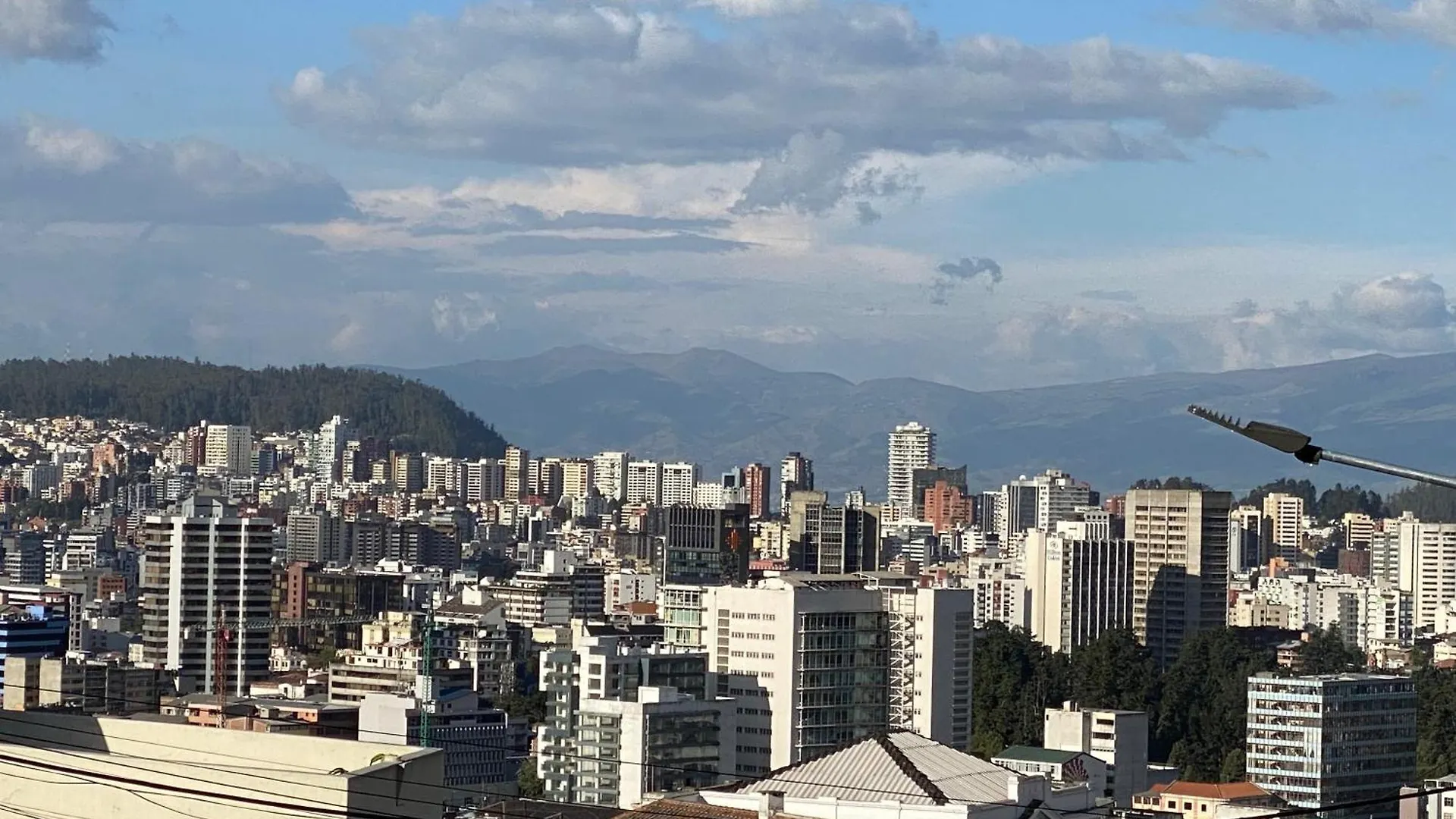 Great Location Quito Apartments