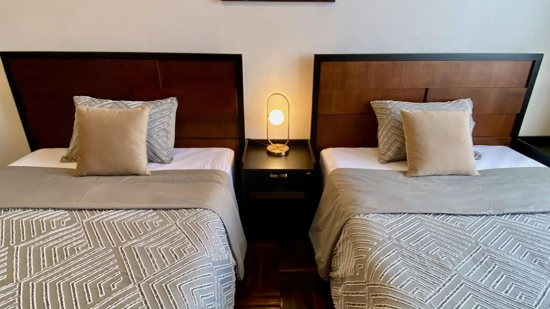 Great Location Quito Apartments
